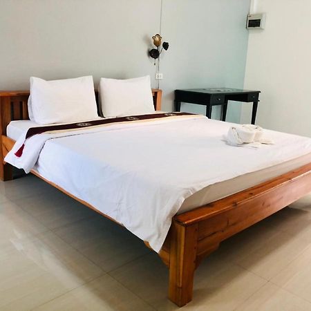 Baanlugchange Hotel Chanthaburi Dış mekan fotoğraf