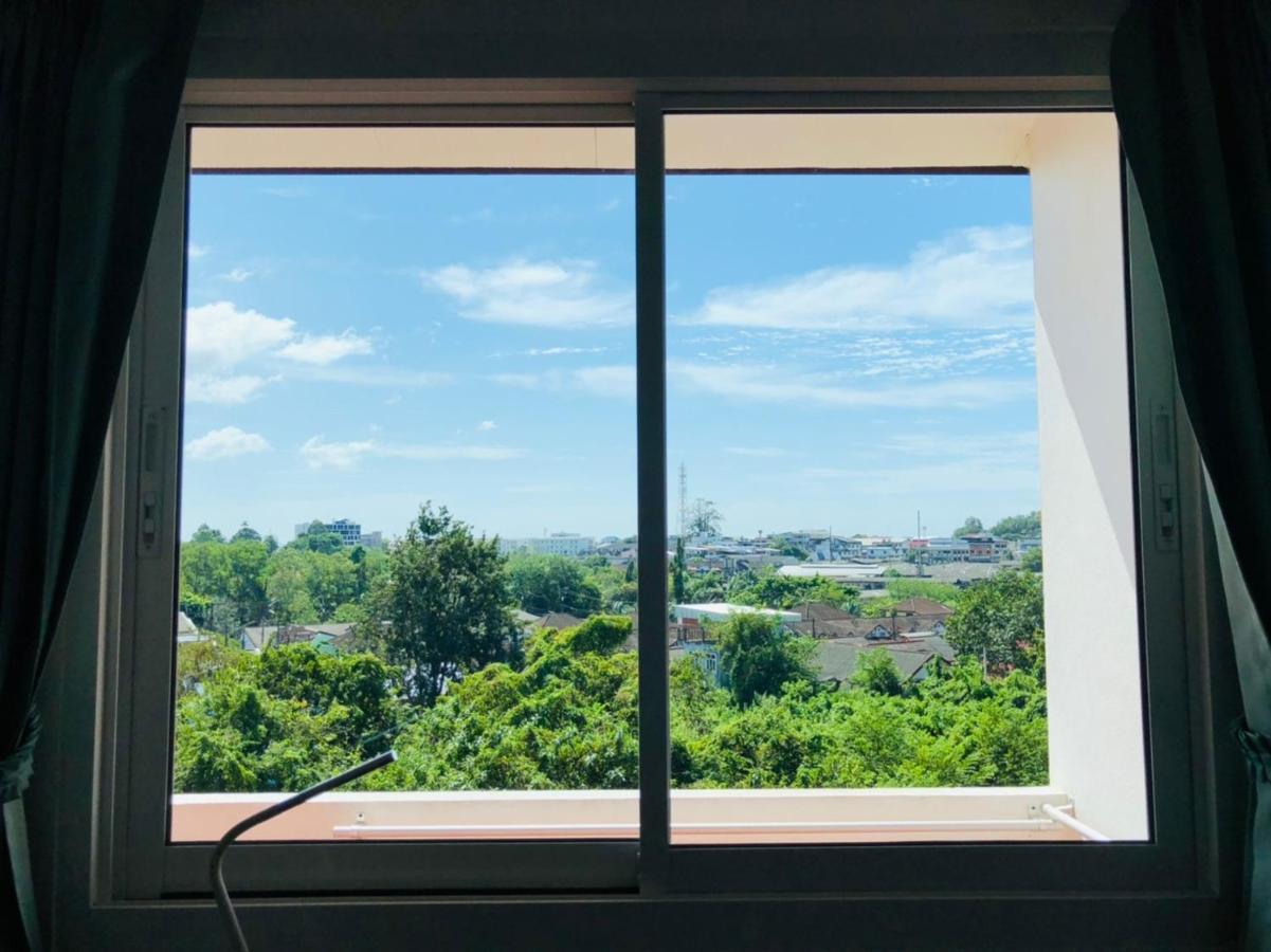 Baanlugchange Hotel Chanthaburi Dış mekan fotoğraf