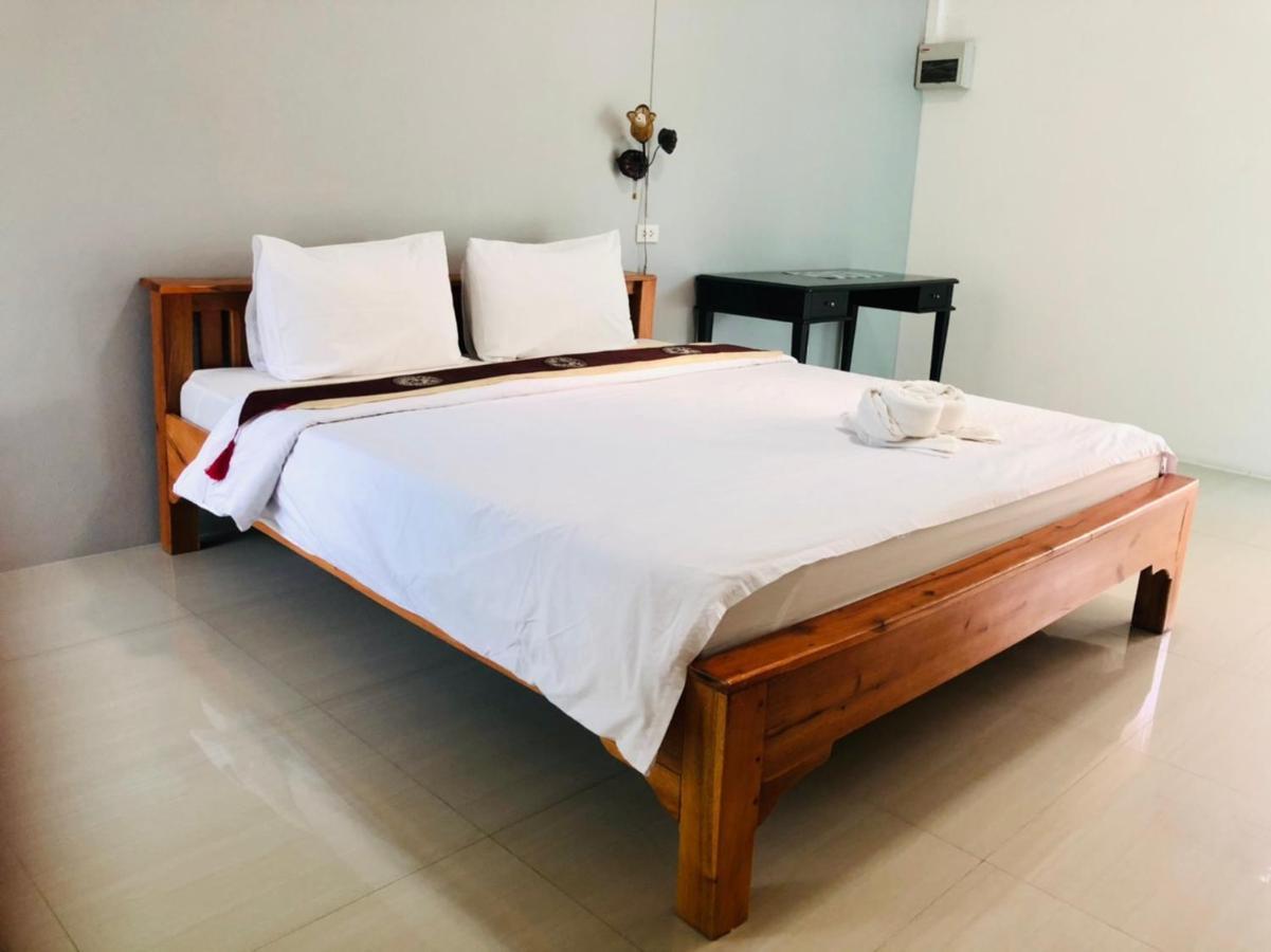 Baanlugchange Hotel Chanthaburi Dış mekan fotoğraf