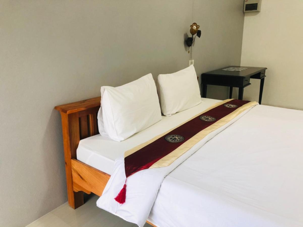 Baanlugchange Hotel Chanthaburi Dış mekan fotoğraf